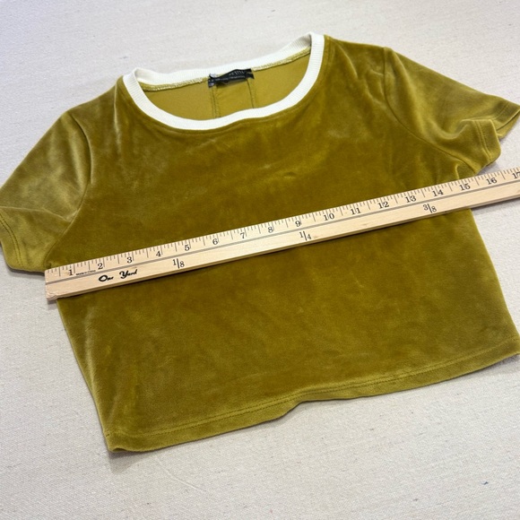 Urban Outfitters Olive Green Velvet Crop Top with White Trim - Size S/P - Picture 13 of 15